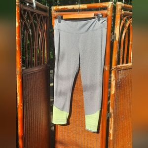 🍀3/15 Cascade Sports Leggings